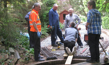 Installing the turntable and foot crossings