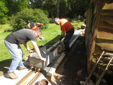 Ballasting at the crossing